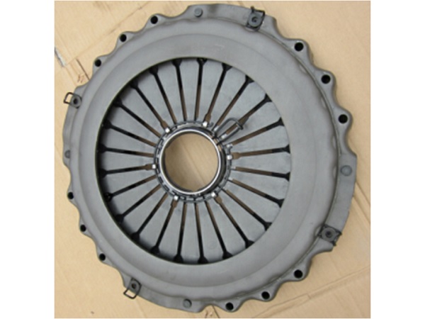 Clutch pressure plate assembly